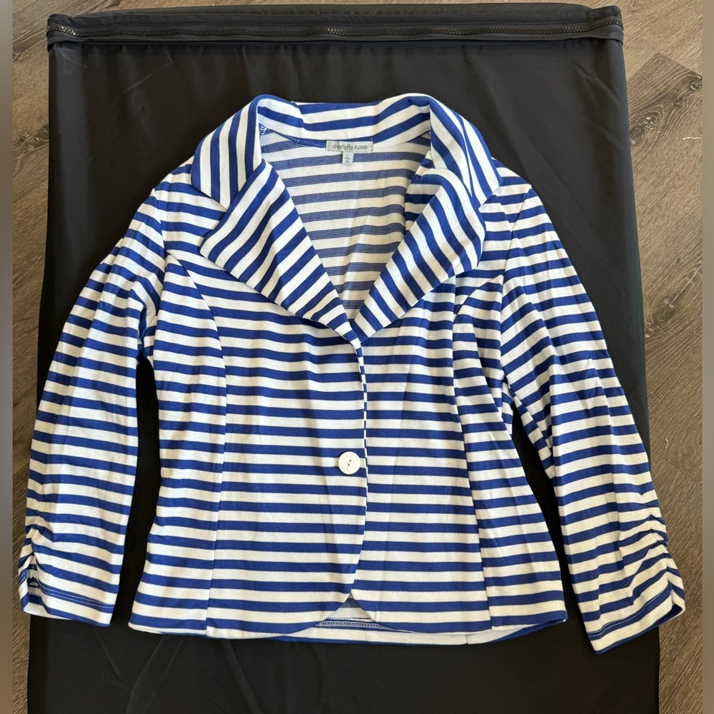 Blue and white stripe jacket large